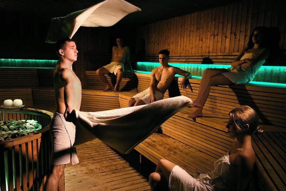 Hotel Aquacity Riverside - Poprad