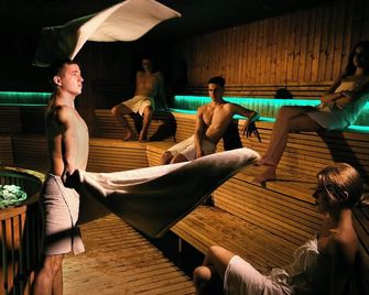 Hotel Aquacity Riverside - Poprad