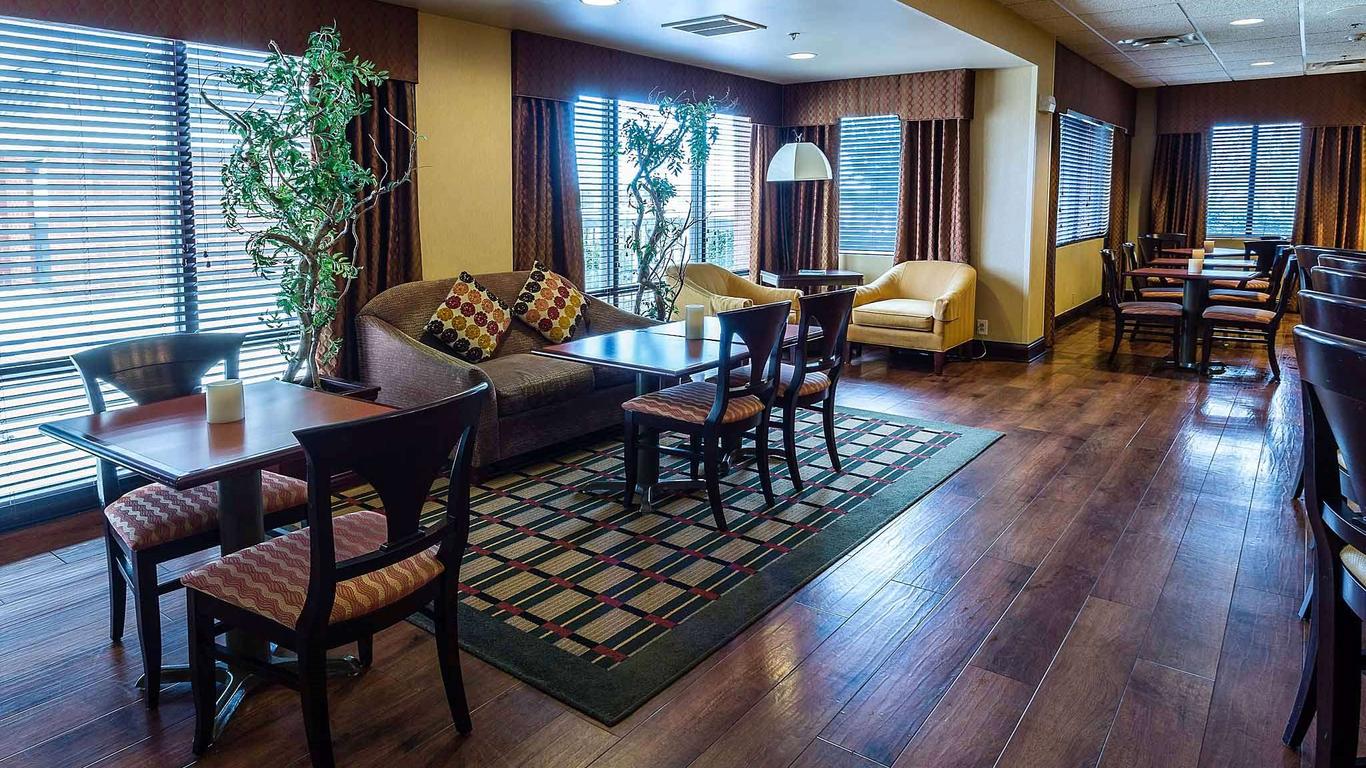 هامبتون إن سومرست