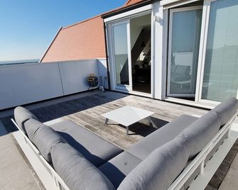 Penthouse Windkracht 10 aan het strand van Cadzand - Cadzand - Balcon