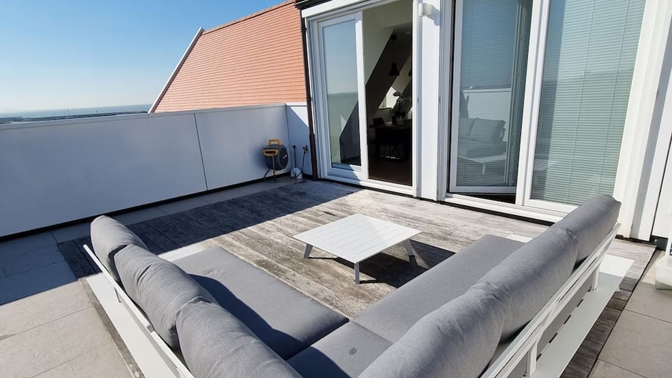Penthouse Windkracht 10 aan het strand van Cadzand