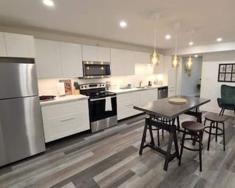 Chilliwack Mountain spacious suite - Chilliwack - Cocina