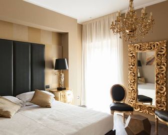 Town House Roma - Rome - Bedroom