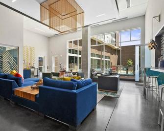 Beauty on the Beltline! 5 Mins away from PCM - Atlanta - Lobby