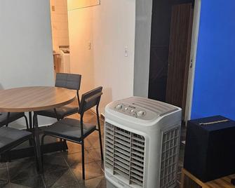 Complete apartment, close to Tia Nair Park - Cuiabá - Jadalnia