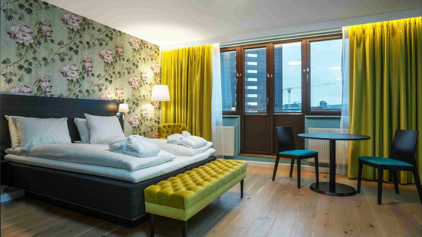 ثون هوتل سلوتسباركين