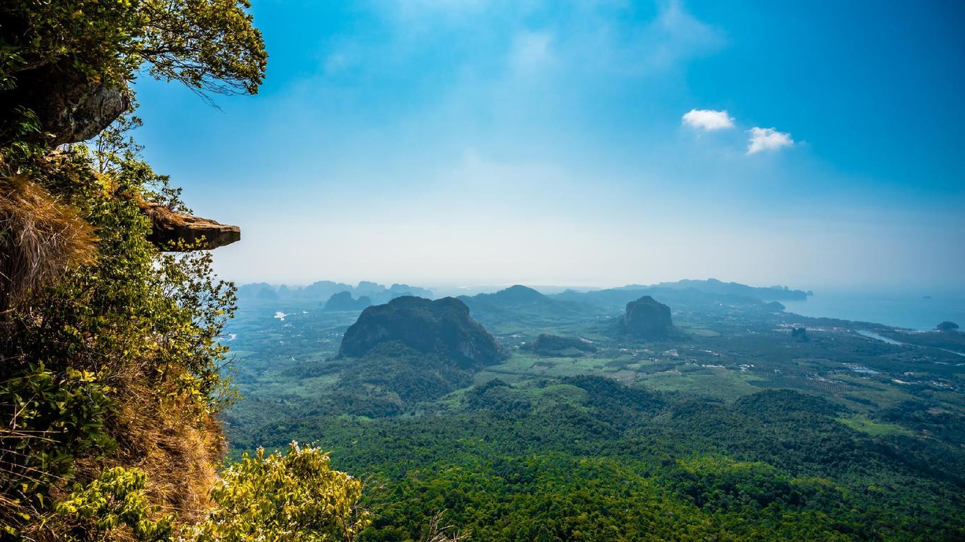 ブリス リゾート クラビ