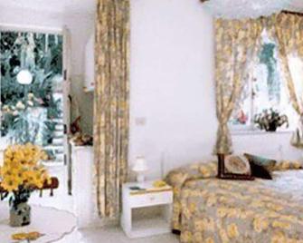Piccolo Tirreno Hotel Residence - Procida - Bedroom