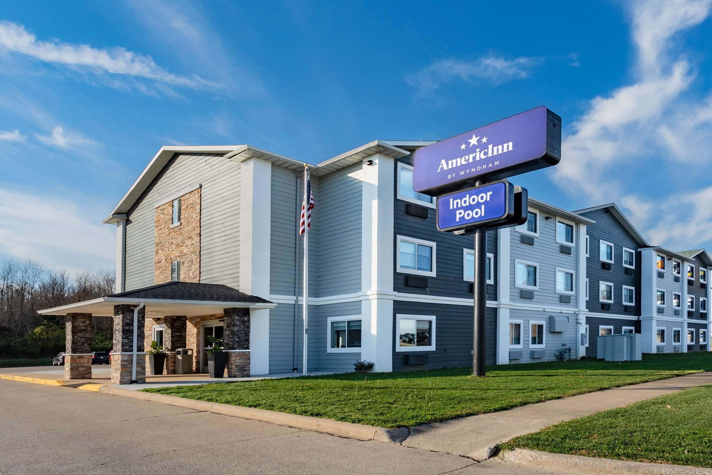 AmericInn by Wyndham Quincy - Quincy - Edificio