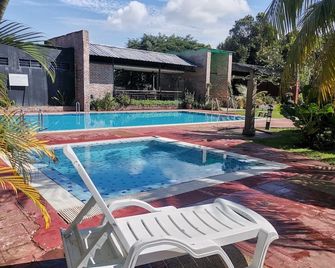 Hotel Seri Malaysia Kulim - Kulim - Pool