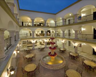 Las Villas Hotel & Golf By Estrella del Mar - Μαζατλάν - Εστιατόριο