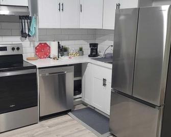 Covenant Properties - Edmonton - Kitchen