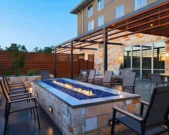 Courtyard by Marriott Austin Dripping Springs - Dripping Springs - Patio