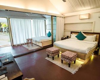 Marbela Beach Resort - Morjim - Bedroom