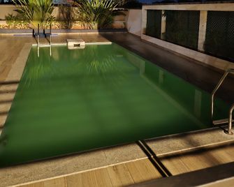Continental Be Inn - Mahabalipuram - Piscina