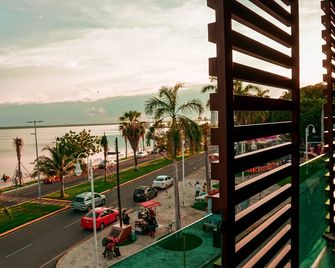 Apartamentos Ala Residencias - Chetumal - Balkon