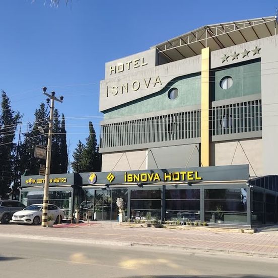 Isnova Hotel Airport image 1