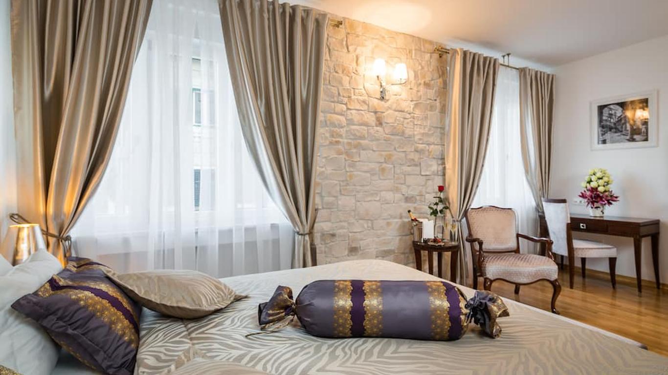 Priska Heritage Rooms