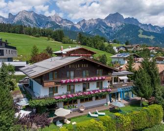 Villa Oxa - Boutique Design Hotel - Maria Alm am Steinernen Meer - Gebäude