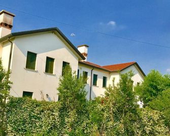 Chez Alberto - Mirano - Будівля