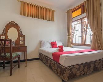 RedDoorz @ Maribaya Street 2 - Lembang - Slaapkamer