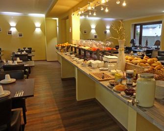 Hotel Zur Seerobbe - Cuxhaven - Buffet