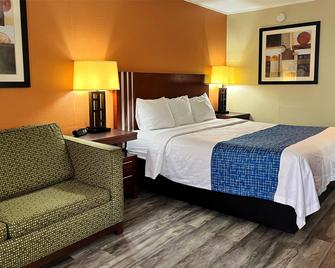 Travelodge by Wyndham Seymour - Seymour - Ložnice
