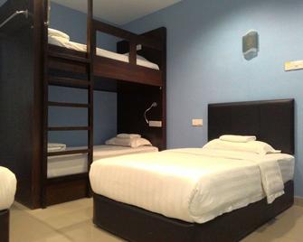 Sri Packers Hotel - Sepang - Bedroom