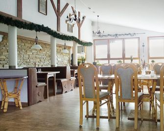 Galeriewohnung mit 4 Einzelbetten in ruhiger Lage - Cham - Restaurace