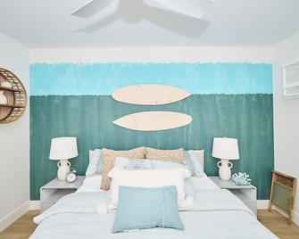 Beachside Abode Crystal Beach - Fort Erie - Bedroom