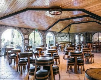 The Rex Hotel Porto - Mansion House - Private Parking - Oporto - Bar