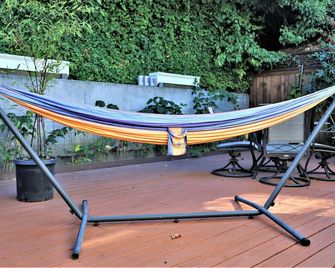 No Car Needed - N Beacon Hill Beauty - Seattle - Innenhof