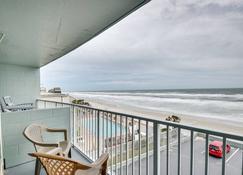 Updated Daytona Beach Oceanfront Studio! - Daytona Beach - Balcon