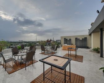 Hotel Suba Elite Vadodara - Vadodara - Μπαλκόνι