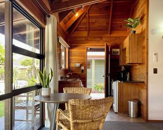 Pacific Harbour Villas - Tairua - Jadalnia