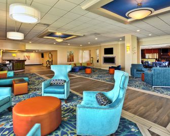 Spark by Hilton Akron Fairlawn - אקרון - טרקלין