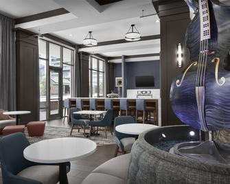 Hampton Inn & Suites Austin @ The University/Capitol - Austin - Lounge