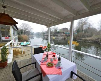 Treetops Park Hotel - Şile - Balkon