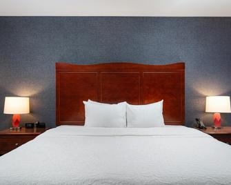 Hampton Inn Medford - Medford - Camera da letto
