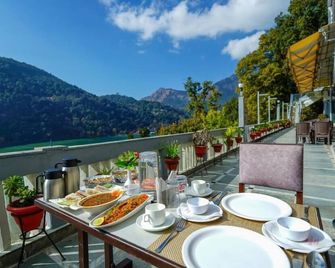 Hotel Silverton (180 Lake View) - Nainital - Balkon