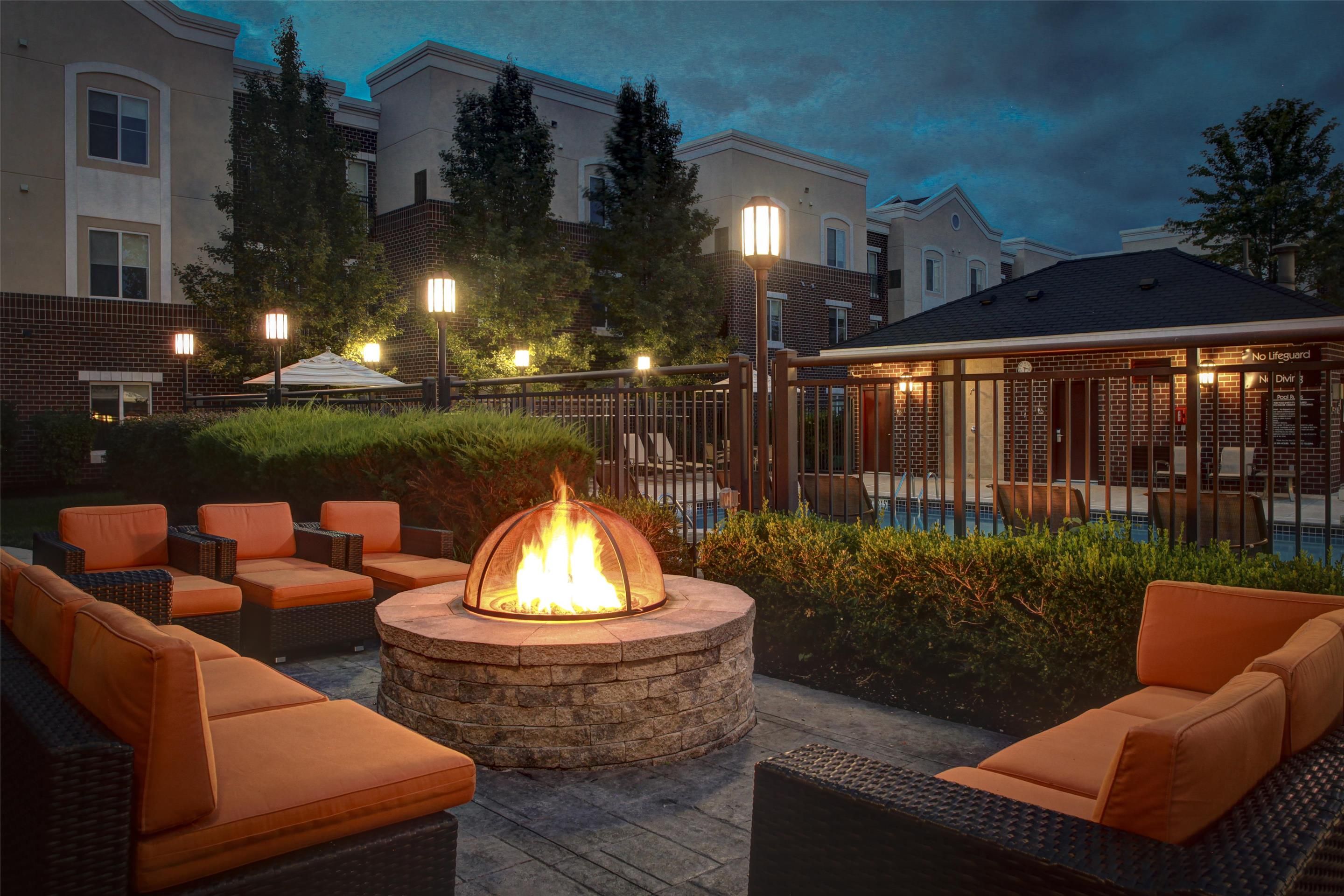 Hyatt House Branchburg - Branchburg - Patio
