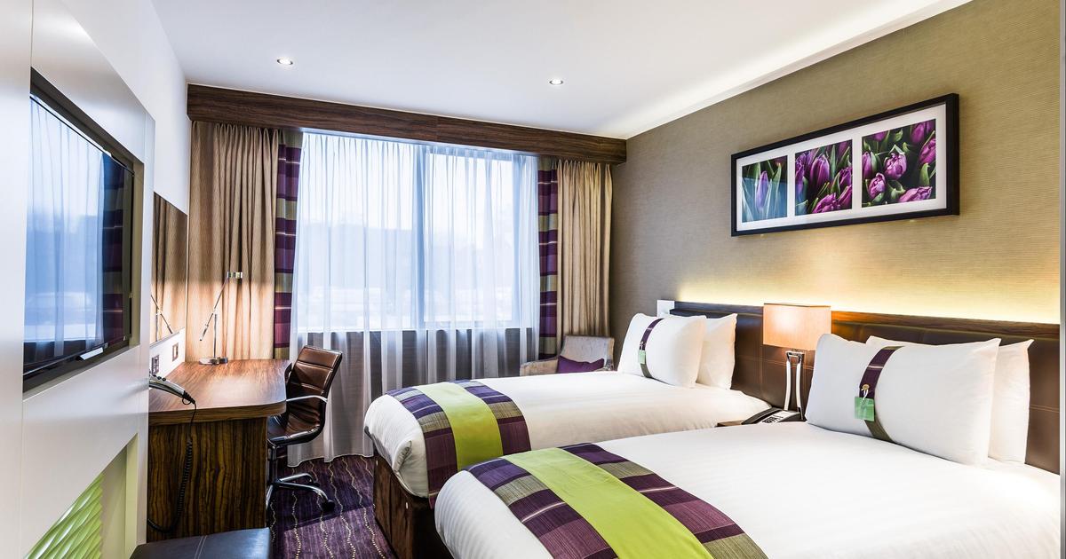 Holiday Inn London - Watford Junction from £65. Watford Hotel Deals &  Reviews - KAYAK