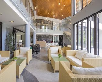 Apple A Day Resort Krabi, Ao Nang Beach - Krabi - Area lounge