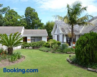 Fish Eagle Manor - East London - Rakennus