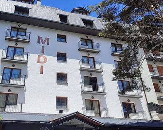 Midi - Sallent de Gállego - Edificio