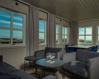 Grønnbuene Rorbu Hotel - Andenes - Sala de estar