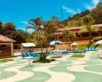 Hotel Fazenda Colina - Ouro Fino - Piscina