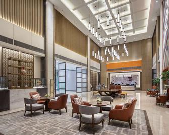Ramada by Wyndham Baoji Jintai - Baoji - Lobby