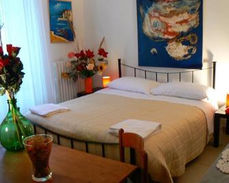 B&B Aquilone - Urbino - Habitación