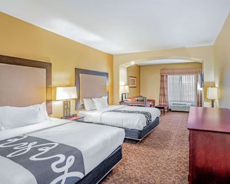 La Quinta Inn & Suites by Wyndham Vicksburg - Vicksburg - Спальня